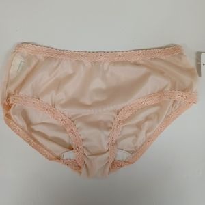 NEW VINTAGE  PINEHURST LINGERIE PANTIES SIZE 5